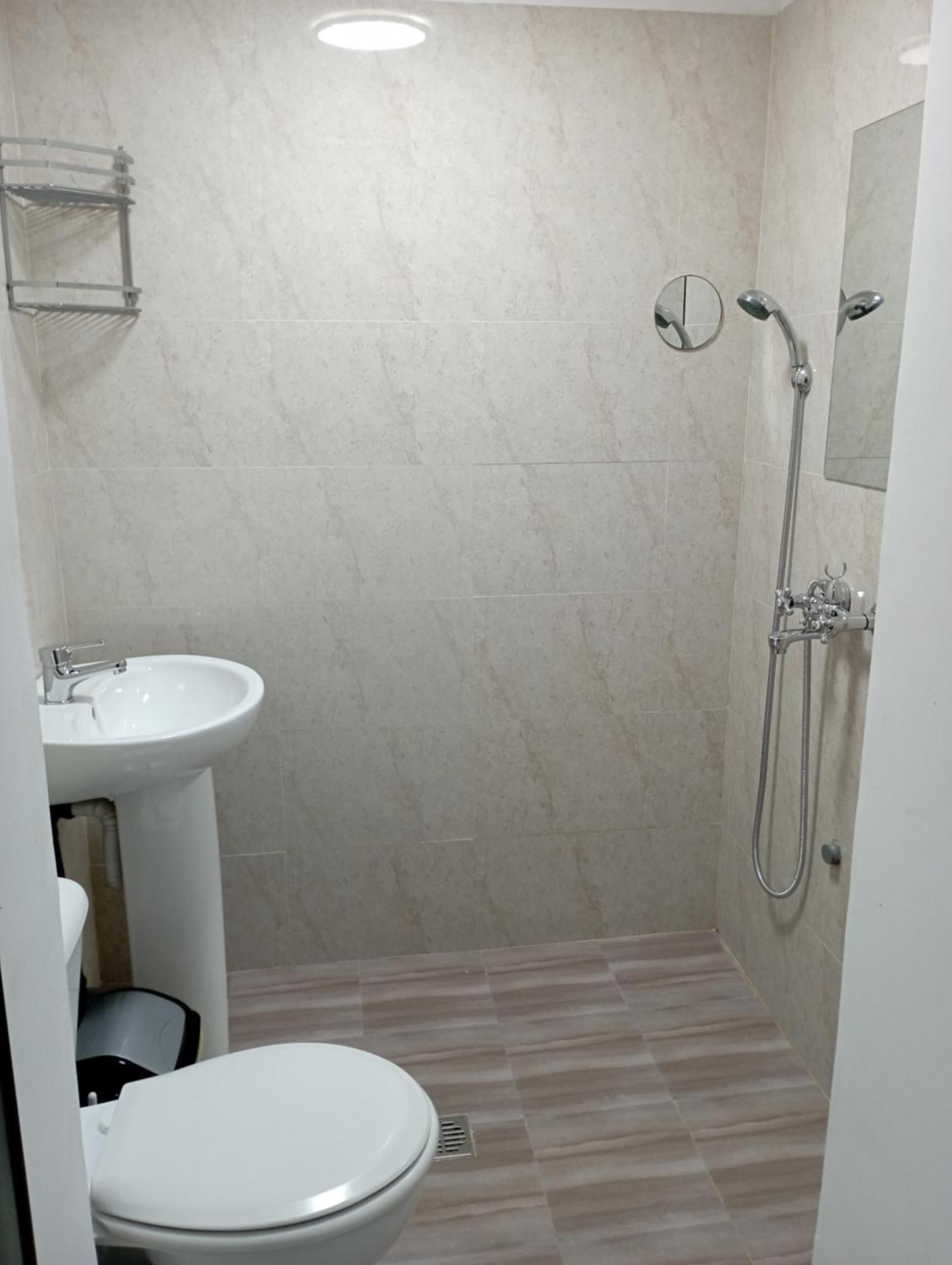 Pensiune Sweet Touch Craiova Ngoại thất bức ảnh